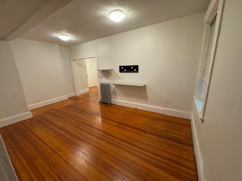 Building Photo - 31 Westbourne Ter