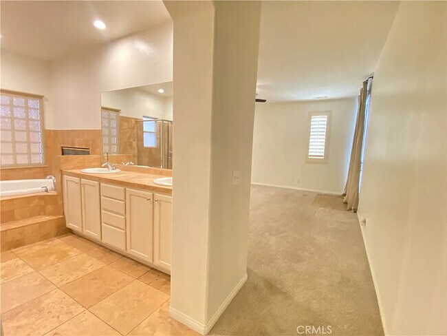 Building Photo - 78270 Calico Glen Dr