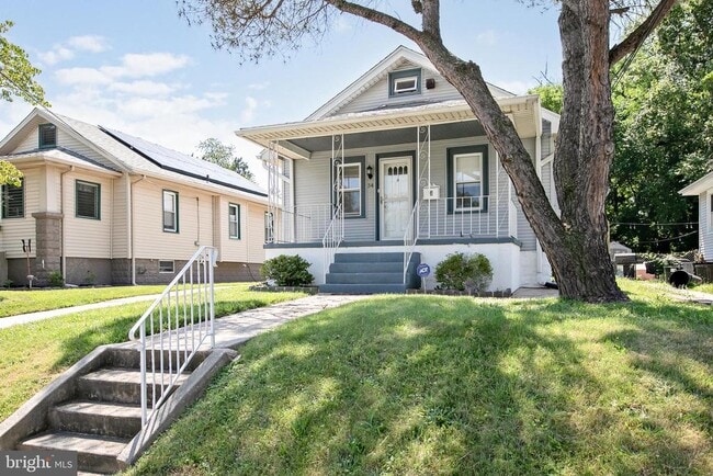 Primary Photo - 34 Valley Rd