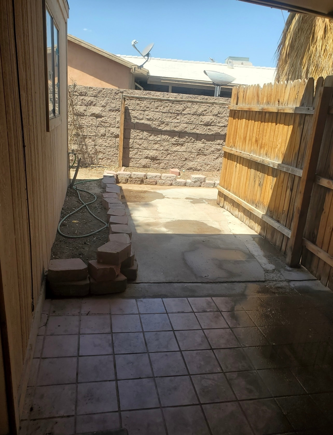 Building Photo - 5055 Arvada Way