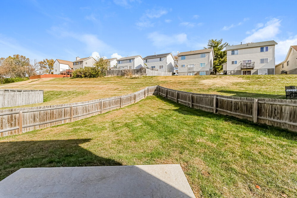 Building Photo - 12839 High Crest Dr