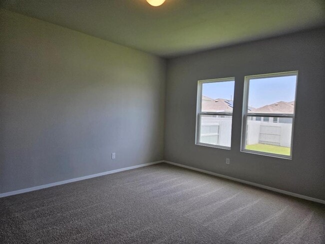 Building Photo - 147 Huckleberry Ln