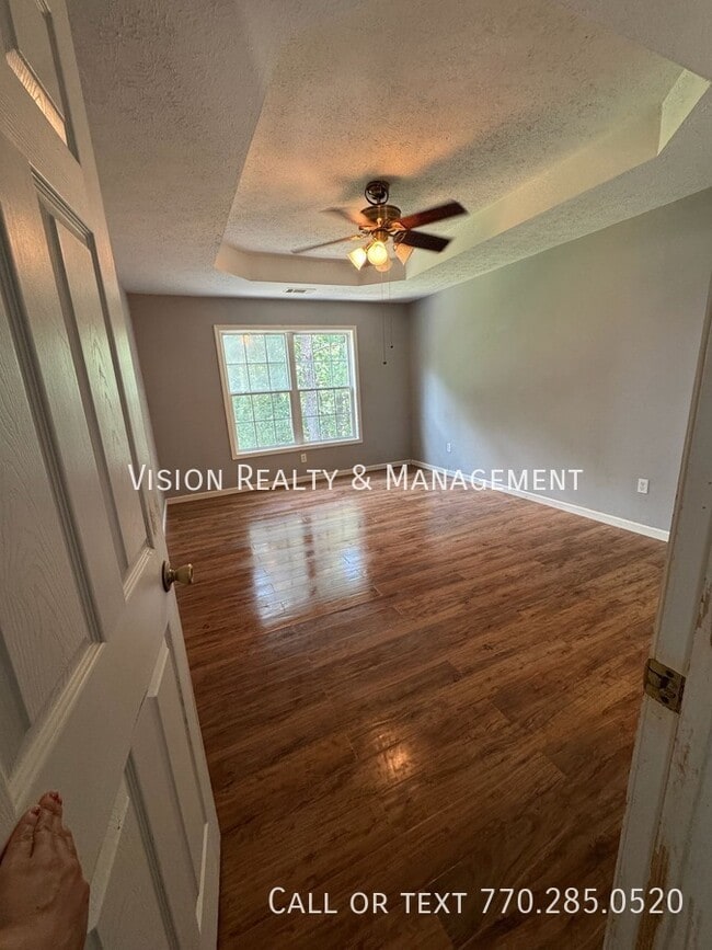Building Photo - 210 Edgemont Dr