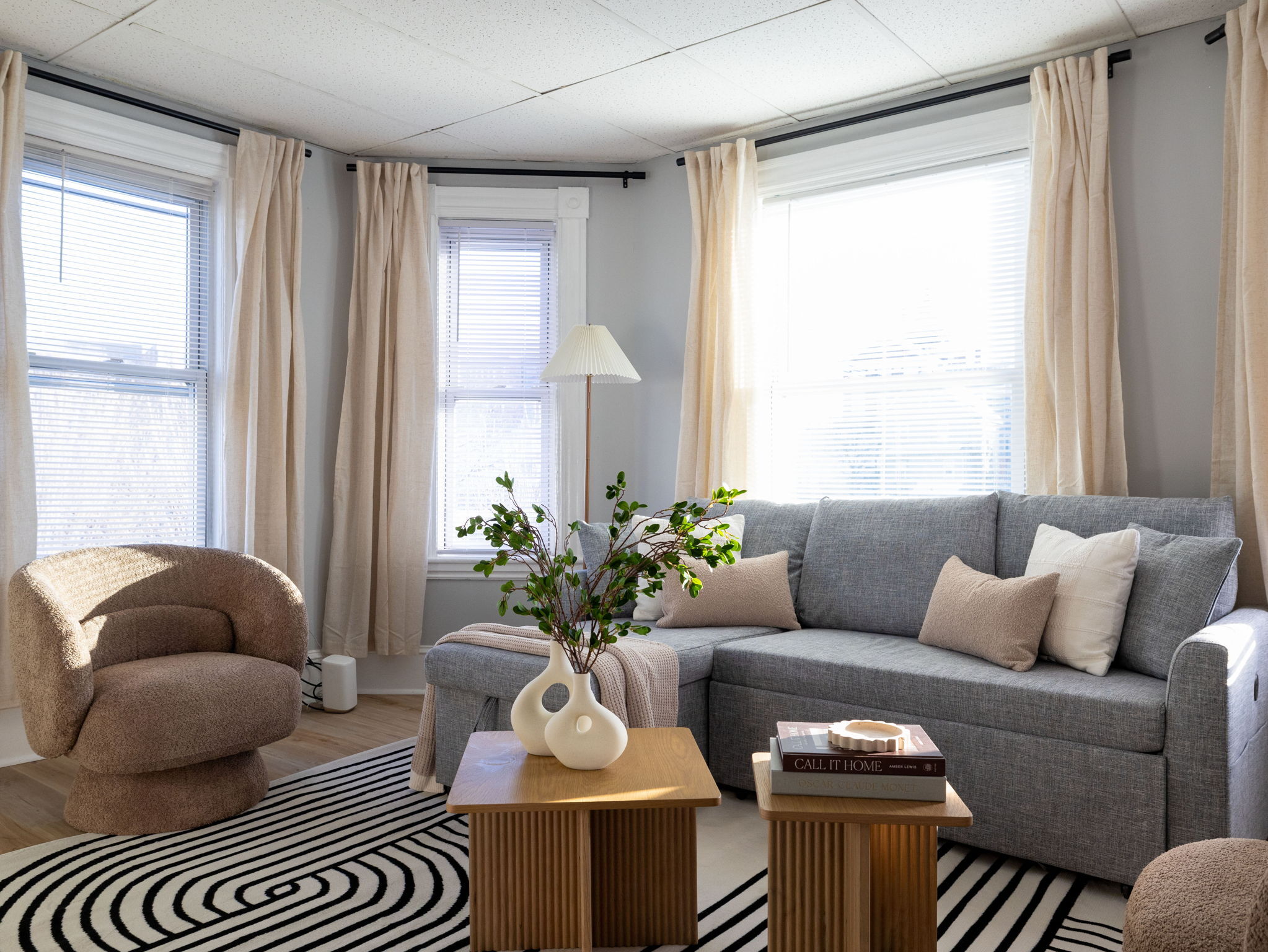 Building Photo - 168 School St