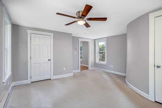 Building Photo - 105 Hamilton St