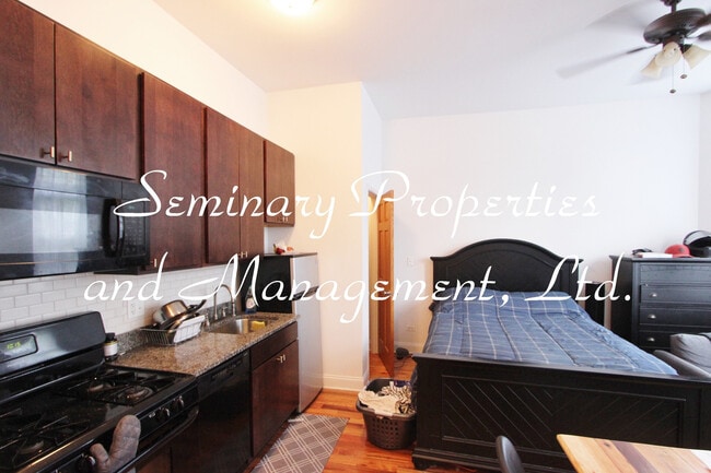 Building Photo - Bright and sunny rehabbed studio apartment with dishwasher  near the brown line and METRA