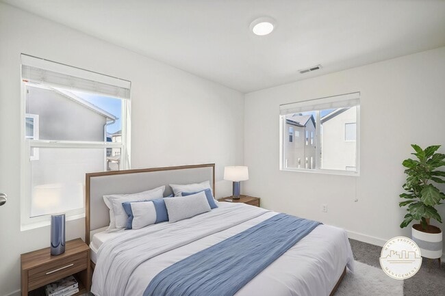 Building Photo - Dublin Farms Townhomes