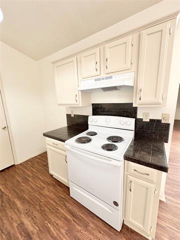 Building Photo - 658 Stonehenge Dr