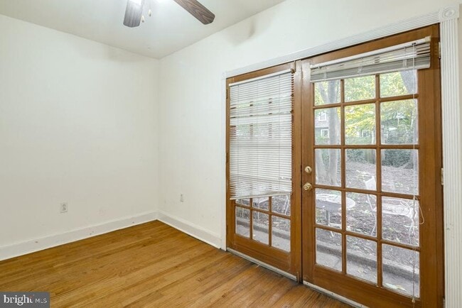 Building Photo - 4316 Pine St