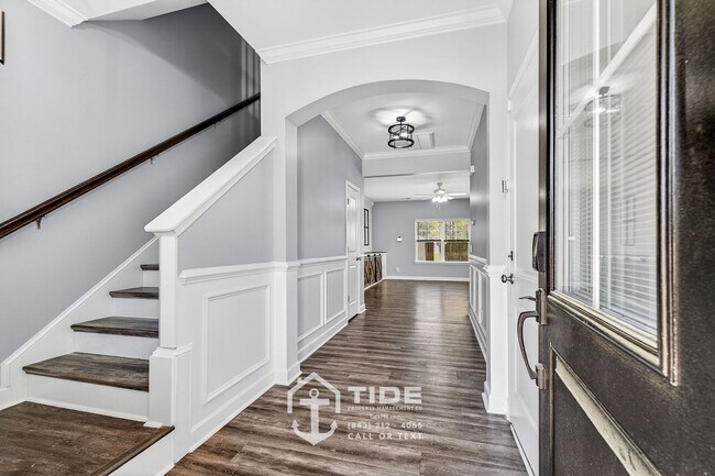 Building Photo - Spacious Living in Moncks Corner