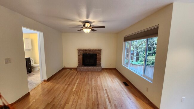 Building Photo - 35336 10th Pl SW