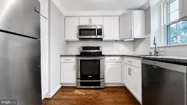 Building Photo - 4814 30th St S