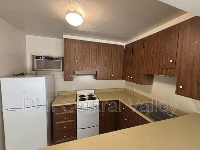 Building Photo - 3436 Dwight Way