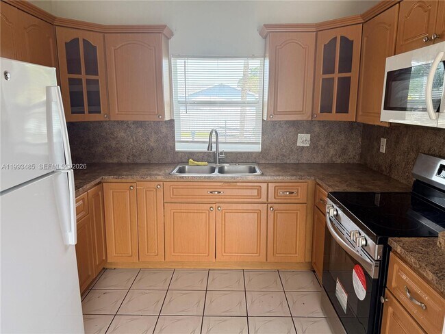 Building Photo - 26468 SW 123rd Pl