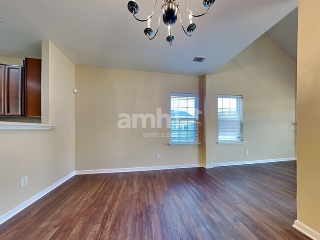 Building Photo - 11225 Amherst Glen Dr