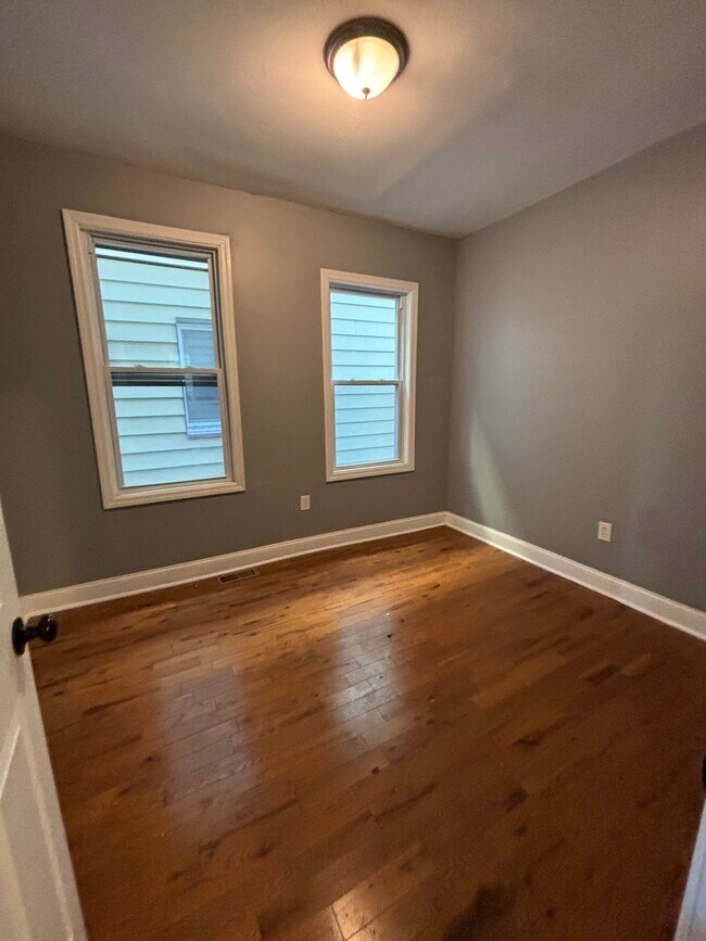 Building Photo - 18 N 19th St