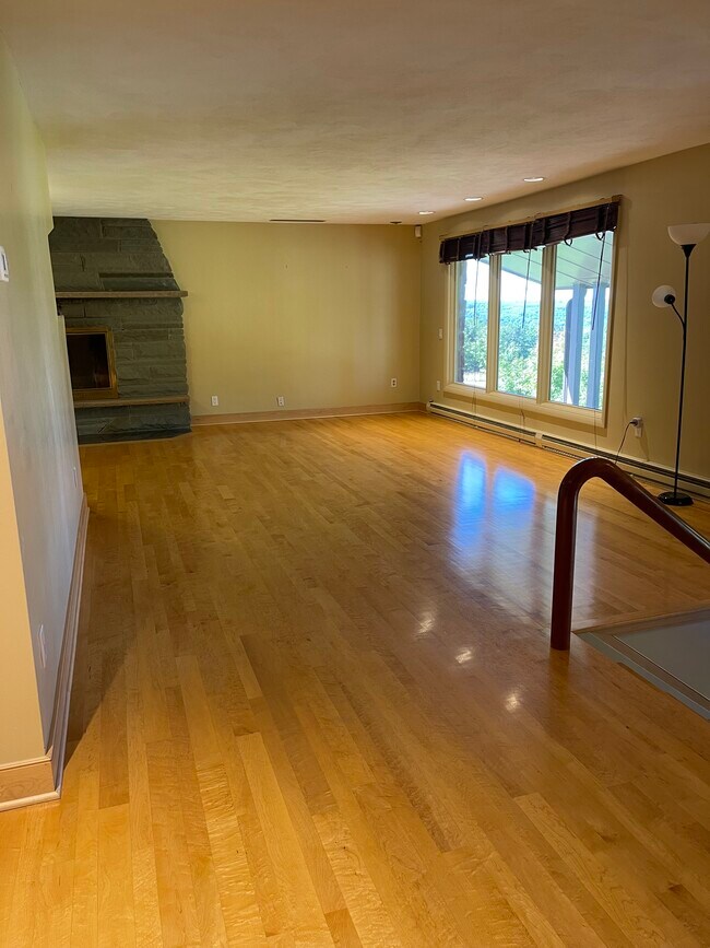 Living rm reverse - 13995 Centerline Rd
