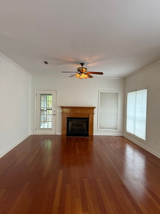 Building Photo - 118 Windover Way