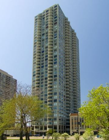 Building Photo - 2020 N Lincoln Park W