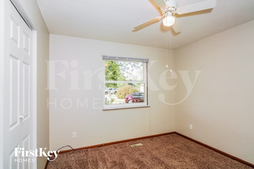 Building Photo - 8631 Pleasant Creek Ct