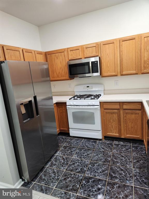 Building Photo - 1038 Lamberton St