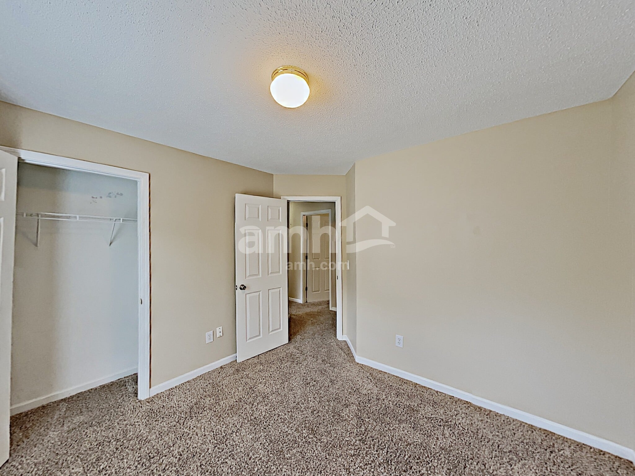 Building Photo - 5759 Newnan Cir