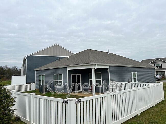 Building Photo - 3001 Bogart Ln