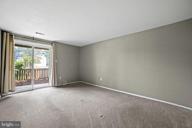 Building Photo - 1058 Norwood Ct