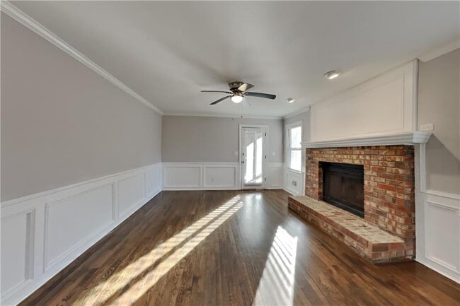 Building Photo - 1059 Rockcrest Dr