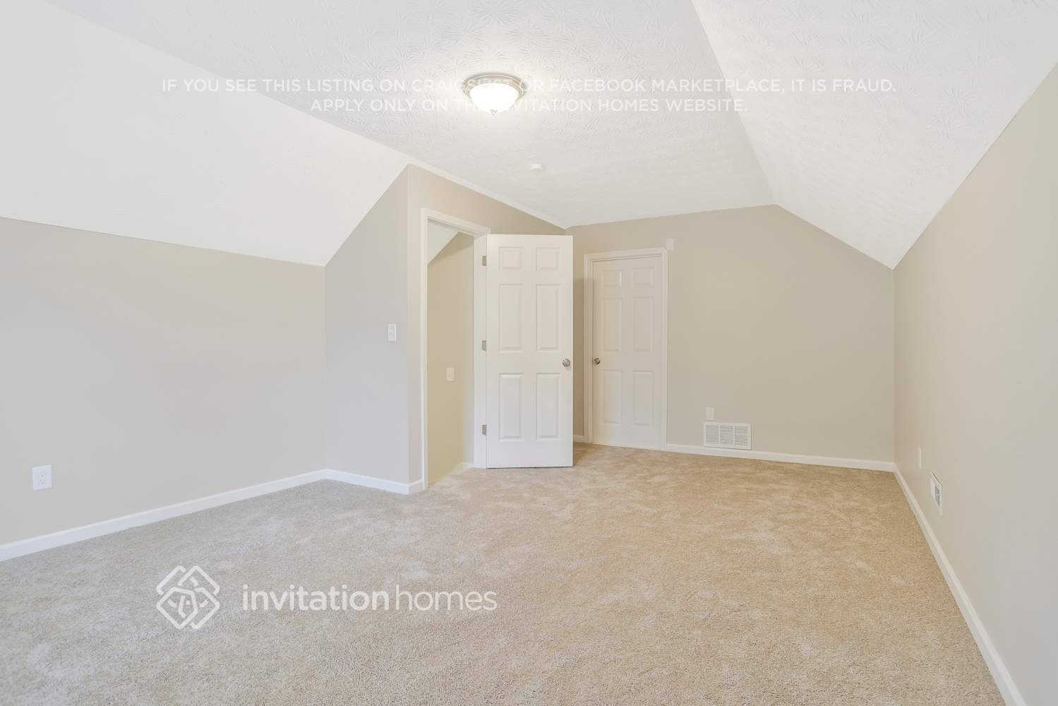 Building Photo - 70 Trotters Walk