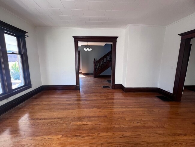 Building Photo - Spacious Four Bedroom Home Full of Charact...