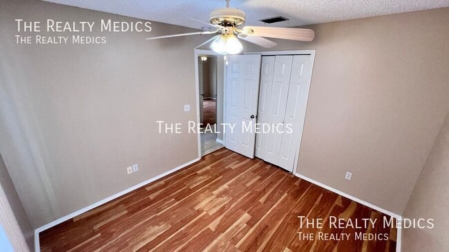 Building Photo - 1107 Isadore Dr