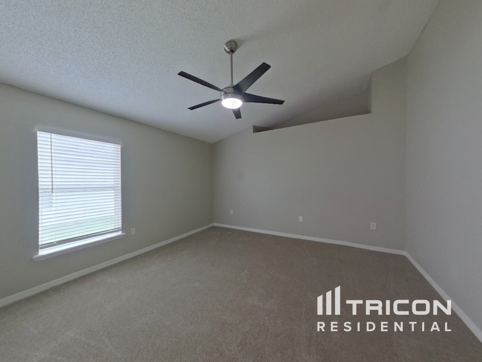 Building Photo - 1656 Dartmouth Dr