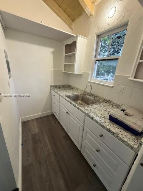 Building Photo - 625 NE 86th St