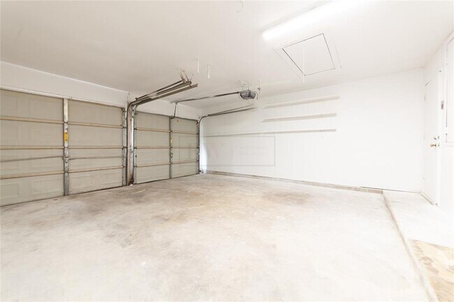 Building Photo - 22403 Deville Dr
