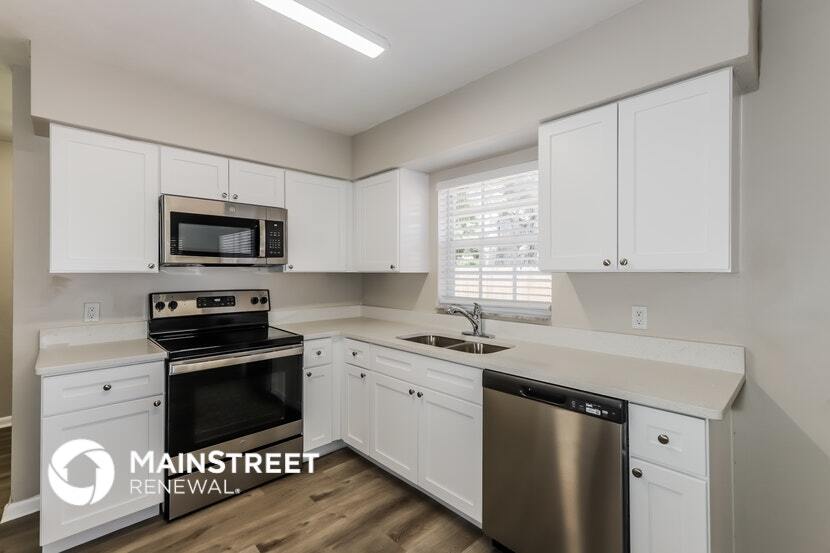 Building Photo - 3813 W Elmwood Terrace