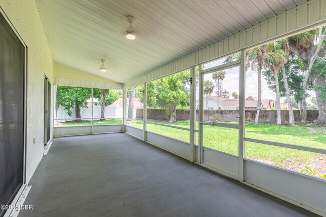 Building Photo - 109 Brookhollow Cir