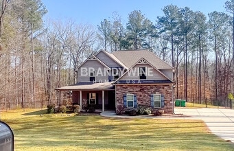 Building Photo - 240 Cecil Way