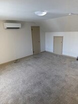 Building Photo - 49 E High St