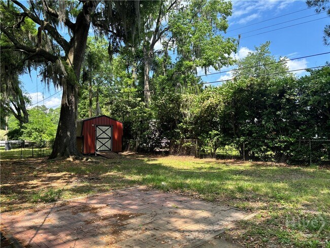 Building Photo - 12434 Largo Dr