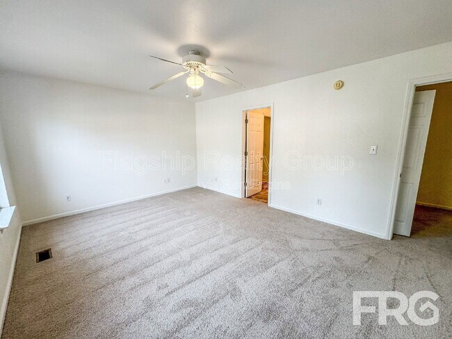 Building Photo - 4270 Williamsbrook Ln