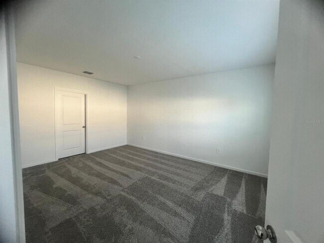 Building Photo - 4964 Worchester Dr