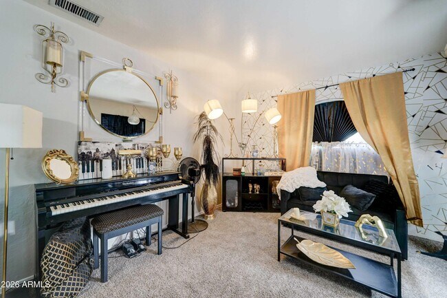 Building Photo - 2744 S Raven