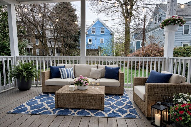 Building Photo - 24 Dawes St