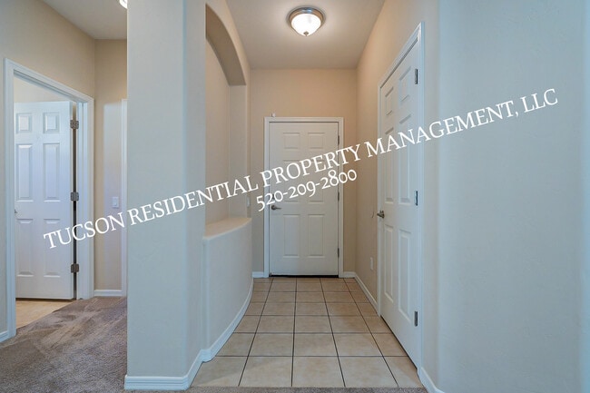 Building Photo - 6070 Wych Elm Pl