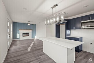 Building Photo - 3522 Kenilworth St