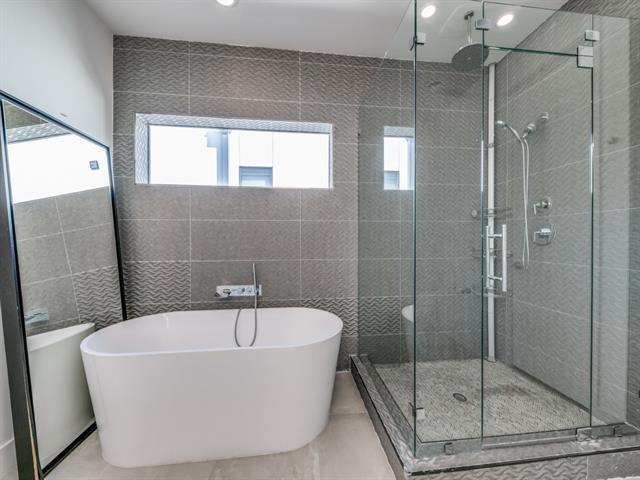 Building Photo - 1847 Euclid Ave