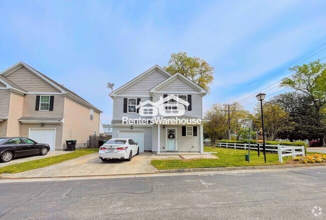 Building Photo - 1056 Trestle Way