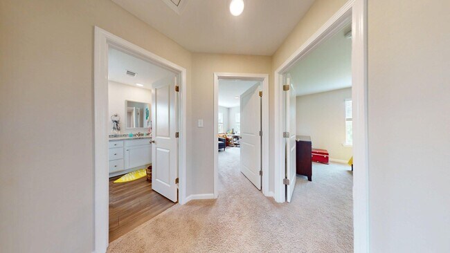 Building Photo - Towne Lakes Subdivision - Opelika