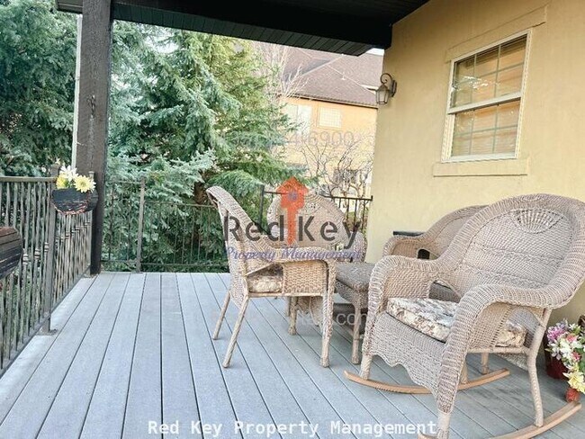 Building Photo - 739 Elk Meadow Loop